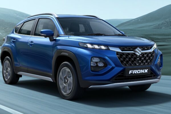 Maruti Suzuki Fronx स्टाइलिश कॉम्पैक्ट SUV रेड कलर में