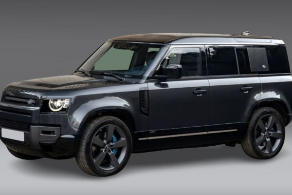 डिफेंडर 2.0 110X डायनामिक फ्रंट व्यू - प्रीमियम SUV लैंड रोवर