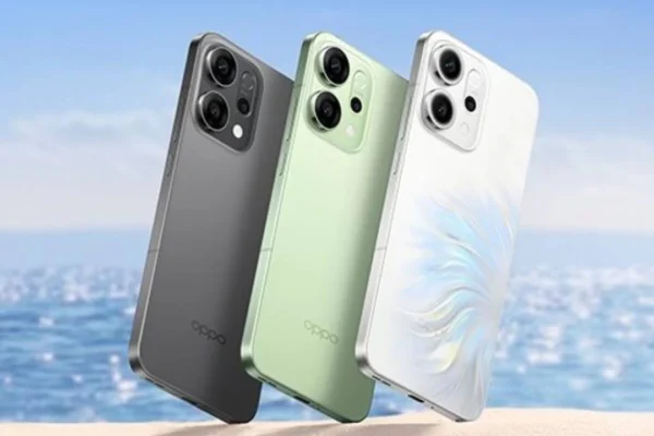 OPPO Reno14 Pro 5G Pearl White कलर में फ्रंट और बैक व्यू