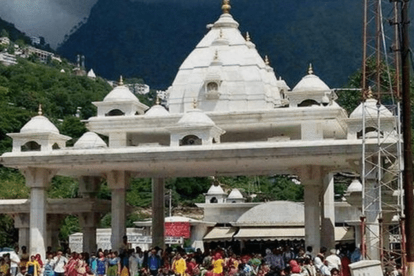 माता वैष्णो देवी मार्ग पर भूस्खलन से श्रद्धालुओं की मौत