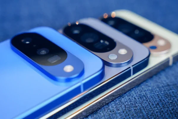 Google-Pixel-10-5G-Obsidian-Color-Mobile-Phone