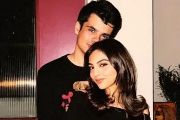 प्रियंका गांधी के बेटे रेहान वाड्रा की सगाई अवीवा बैग से, दोनों परिवारों ने दी मंजूरी।