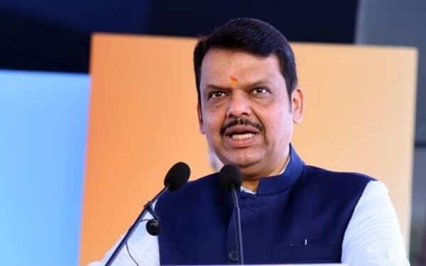 सुनेत्रा पवार महाराष्ट्र की नई डिप्टी CM, फडणवीस का समर्थन