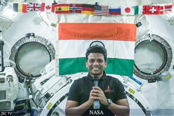 ग्रुप कैप्टन शुभांशु शुक्ला, अंतरराष्ट्रीय अंतरिक्ष स्टेशन ISS मिशन के लिए अशोक चक्र से सम्मानित भारत के अंतरिक्ष नायक।