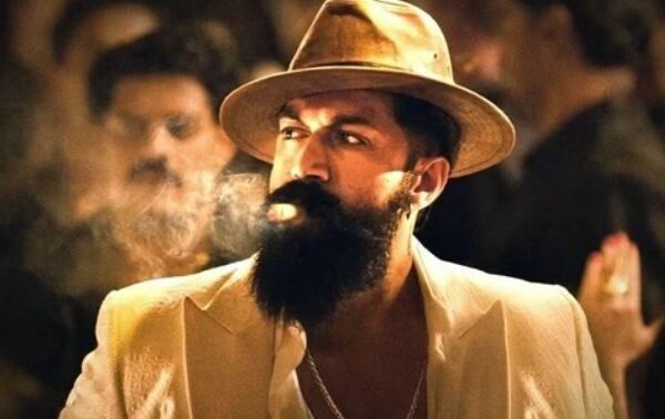 टॉक्सिक फिल्म की नई रिलीज डेट 4 जून 2026