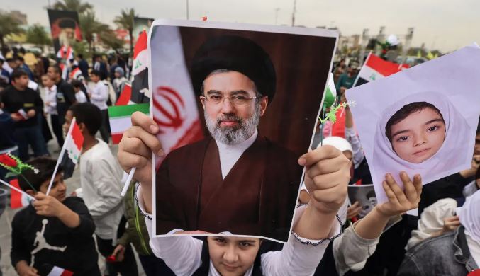 ईरान के नए नेता की होर्मुज पर सख्त चेतावनी, अमेरिका को निशाना